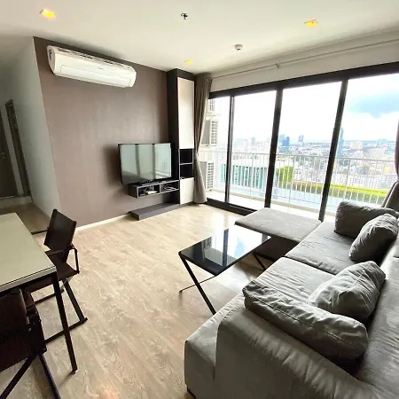 The Base - Spacious, 2 Bedroom, 2 Bathroom, Penthouse Condo - Pattaya City Centre - 595